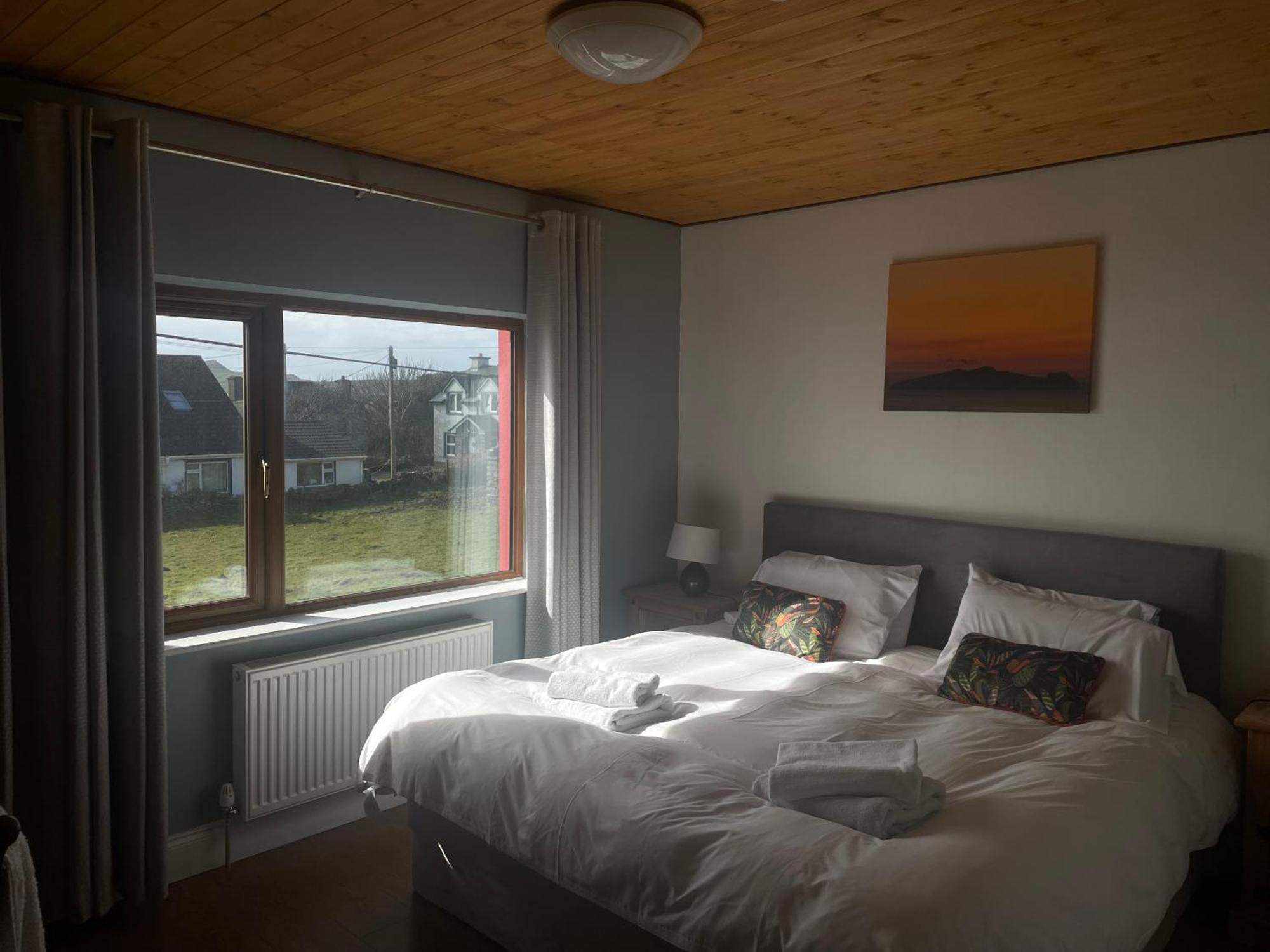 The Coastguard House @ Tigh T.P. Bed & Breakfast Ballydavid Exterior photo