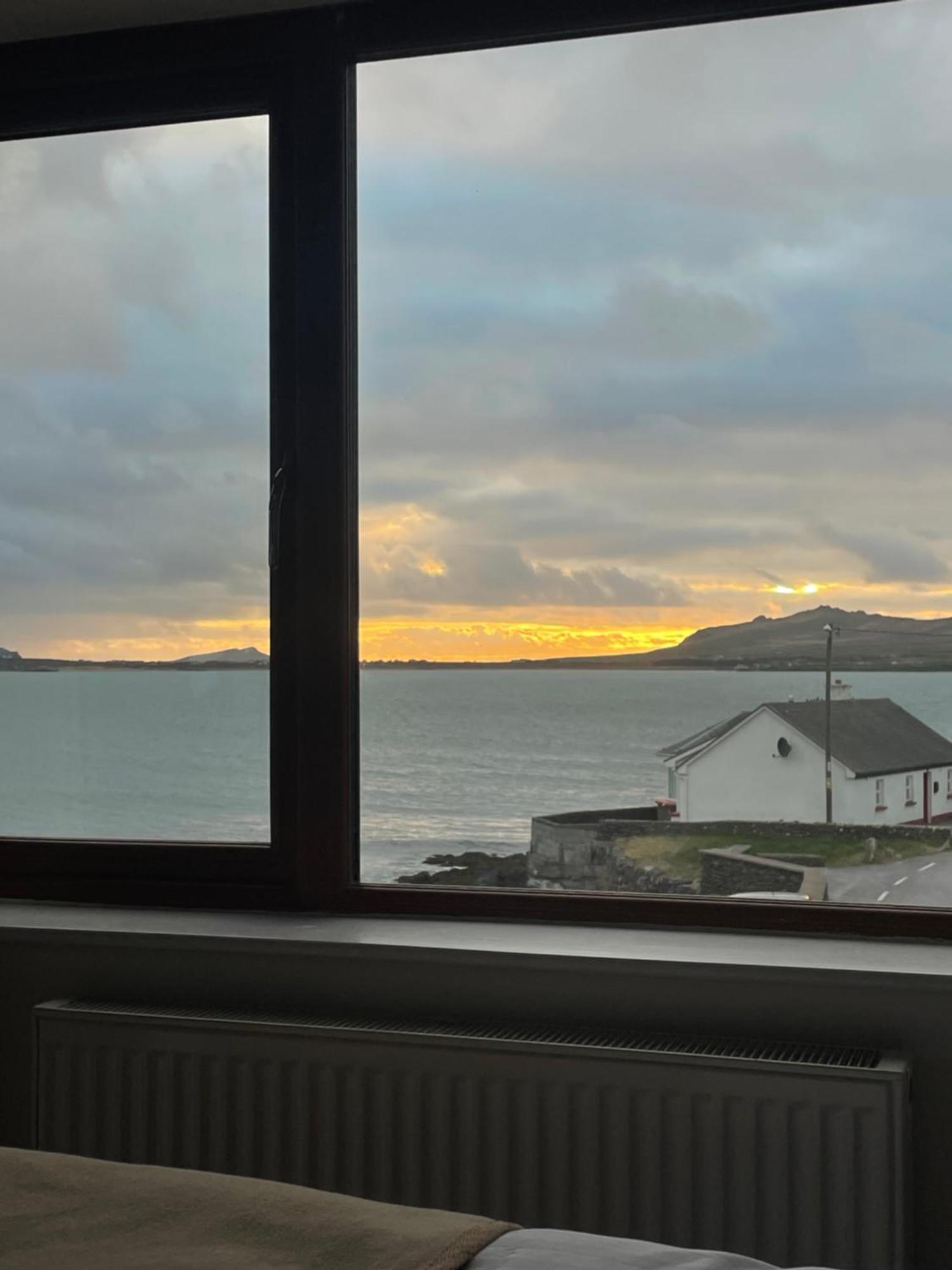 The Coastguard House @ Tigh T.P. Bed & Breakfast Ballydavid Exterior photo